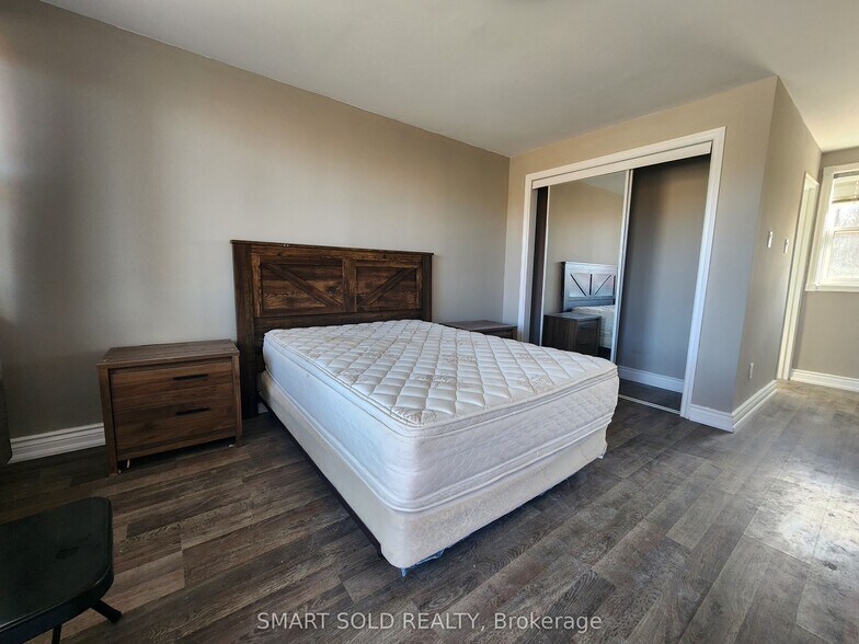 More Photos Of 20590 Highway 11, Bradford West Gwillimbury Hospitality For Sale