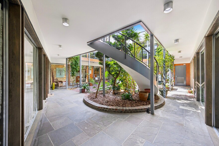 More Photos Of 16 Lancaster Ave, Ardmore Office For Lease