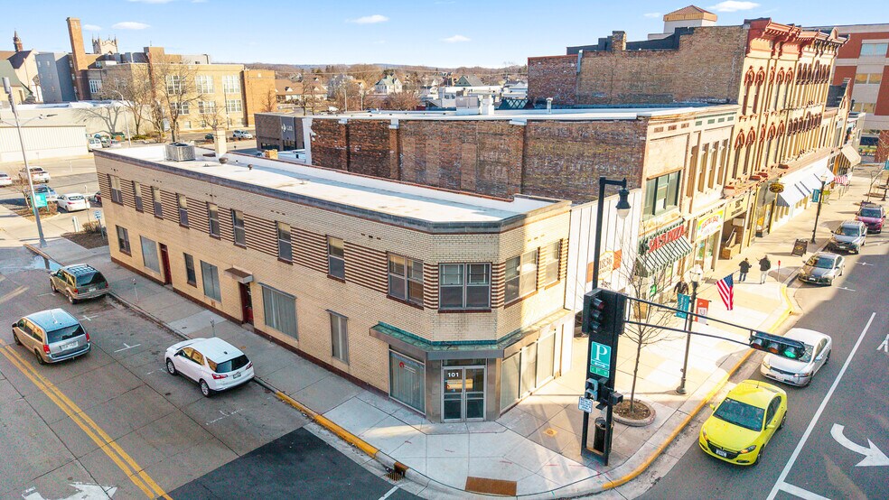 More Photos Of 6 E 1st St, Fond Du Lac Office For Sale