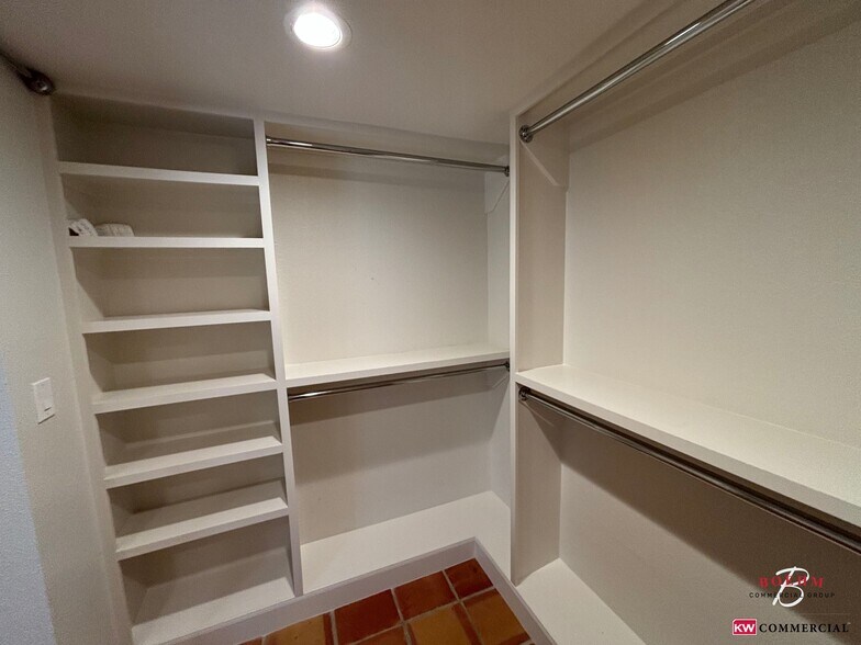 More Photos Of 39 Scenic Loop Rd, Boerne Office Residential For Lease