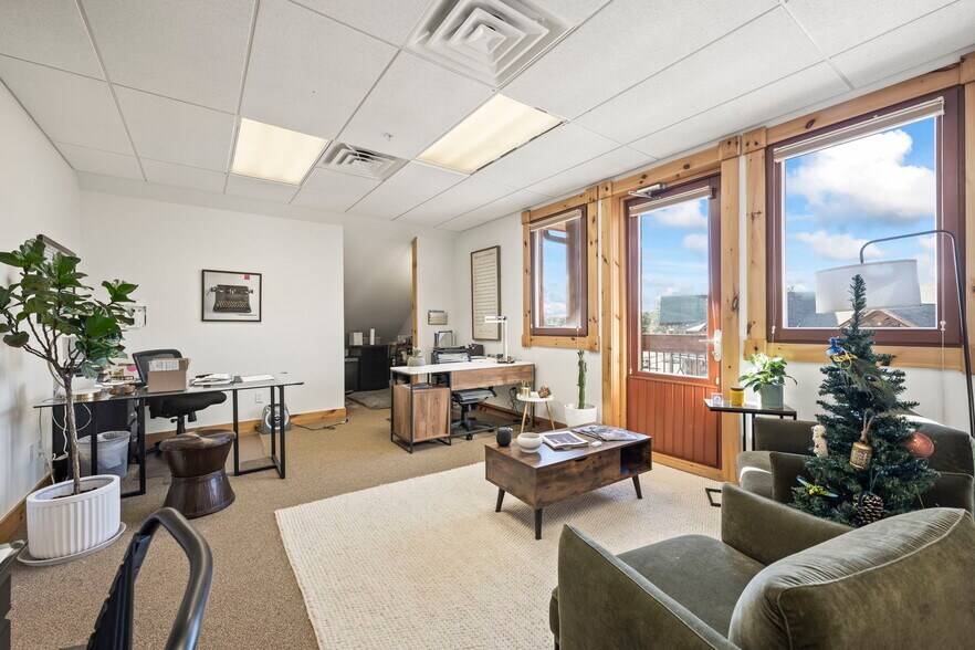 More Photos Of 31955 Castle Ct, Evergreen Office For Sale