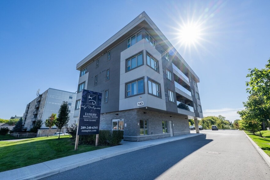 Primary Photo Of 143 Bloor St W, Oshawa Apartments For Sale