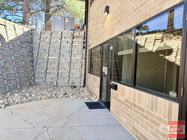 More Photos Of 1001 S Perry St, Castle Rock Medical For Lease