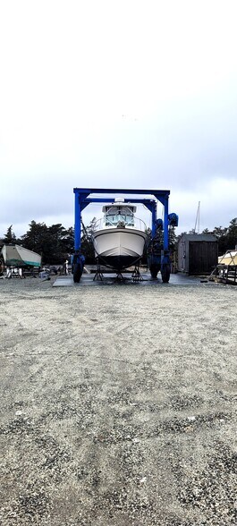 More Photos Of 470 S Green St, Tuckerton Marina For Sale