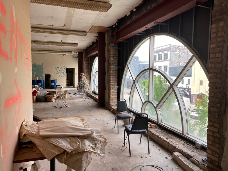 More Photos Of 222 S Michigan St, South Bend Restaurant For Sale