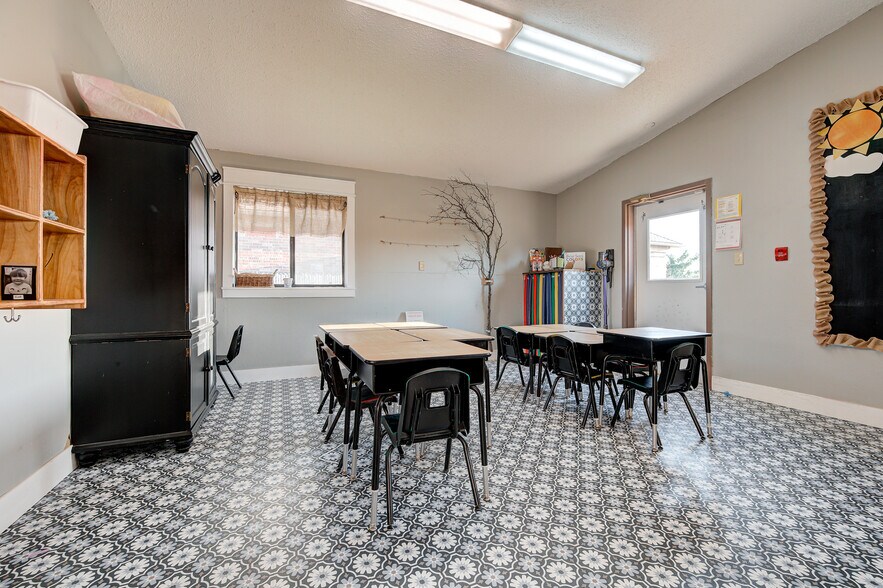 More Photos Of 11801 Southwood Dr, Oklahoma City Daycare Center For Sale
