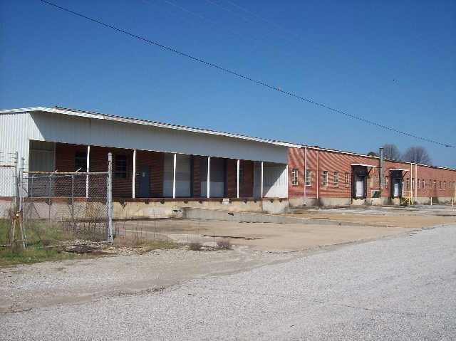 Primary Photo Of 2050 Kefauver Dr, Milan Manufacturing For Sale