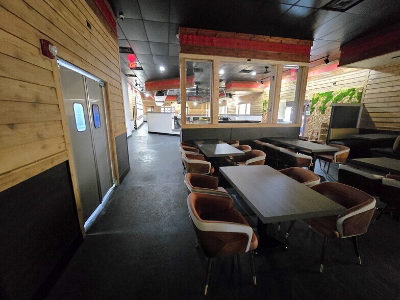 More Photos Of 3060 W Sand Lake Rd, Orlando Restaurant For Sale