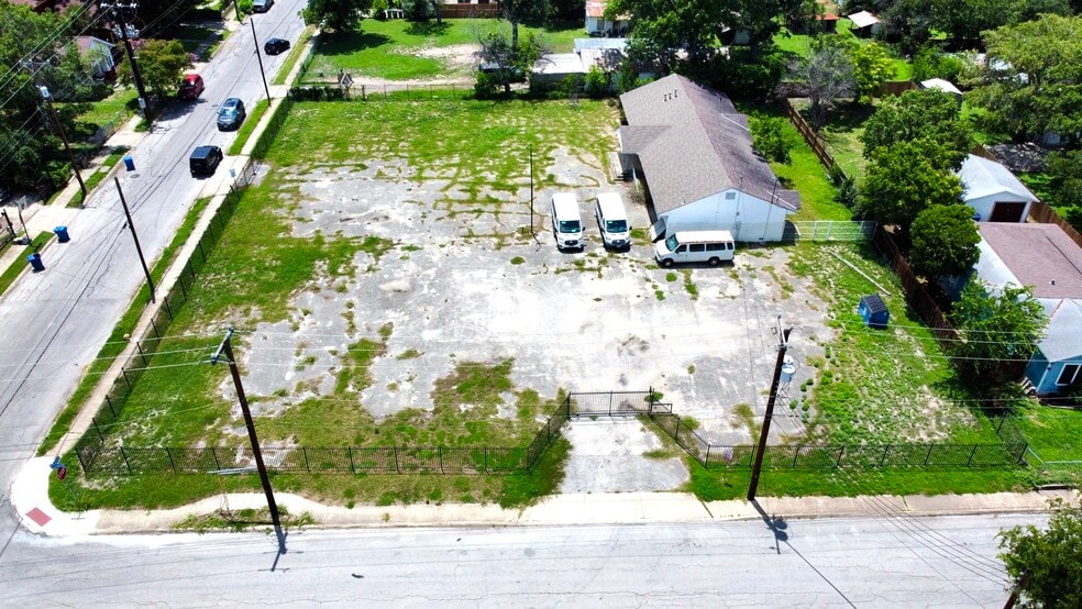 More Photos Of 507 E Mayfield Blvd, San Antonio Religious Facility For Sale