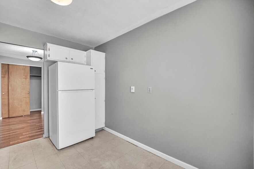 More Photos Of 818-850 S Green Rd, South Euclid Apartments For Sale