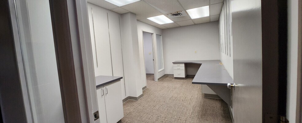 More Photos Of 417-425 W 2nd Ave, Spokane Medical For Lease