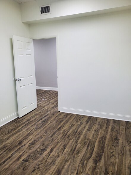 More Photos Of 8400 Bustleton Ave, Philadelphia Medical For Lease