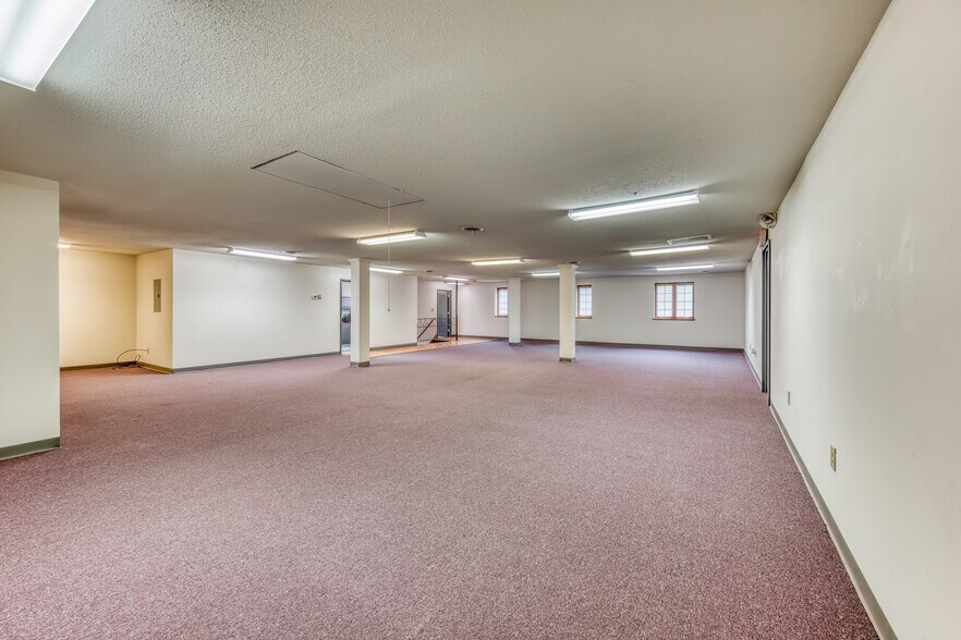 More Photos Of 3545 W Market St, Johnson City Industrial For Sale