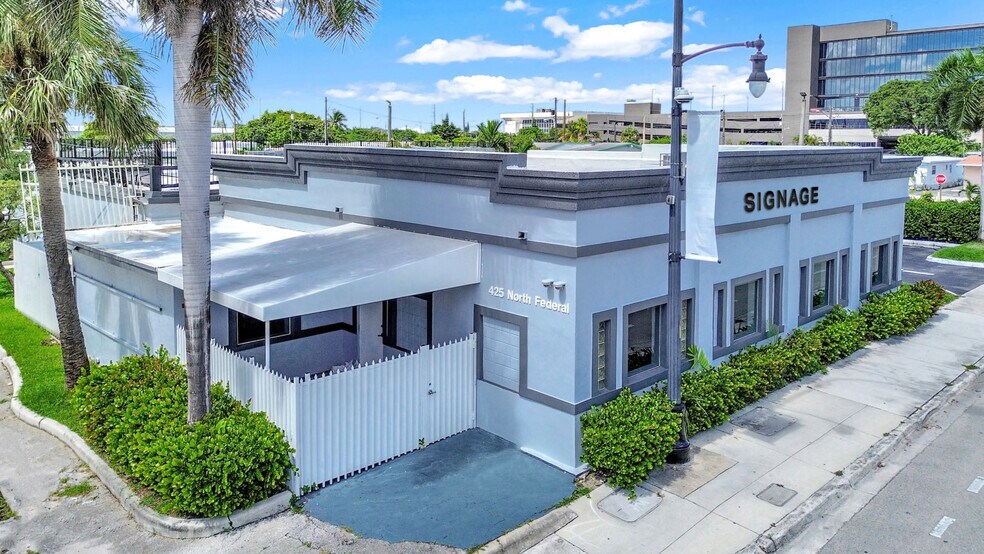More Photos Of 425 N Federal Hwy, Hallandale Beach Medical For Lease