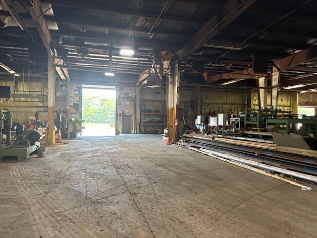 More Photos Of 718 E Main St, Kewanna Industrial For Sale