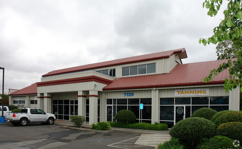 More Photos Of 7430 Redwood Blvd, Novato Office For Lease