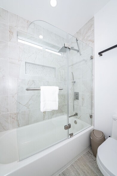 More Photos Of 11315 Tiara St, North Hollywood Apartments For Sale