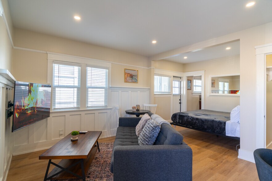 More Photos Of 2919 Ivy St, San Diego Apartments For Sale