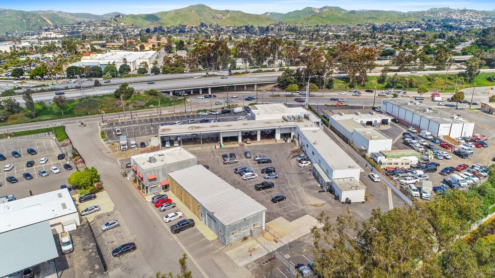 More Photos Of 3650 E Main St, Ventura Auto Dealership For Lease