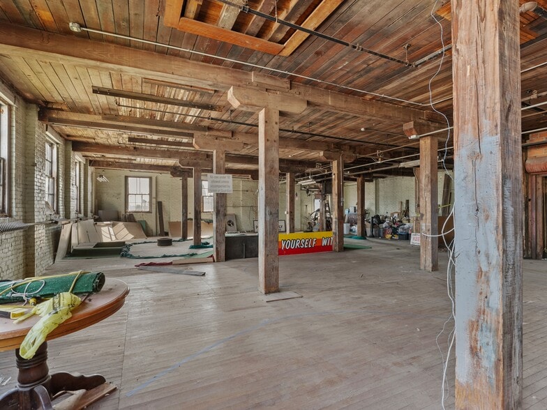 More Photos Of 1223 New York Ave, Sheboygan Industrial For Sale