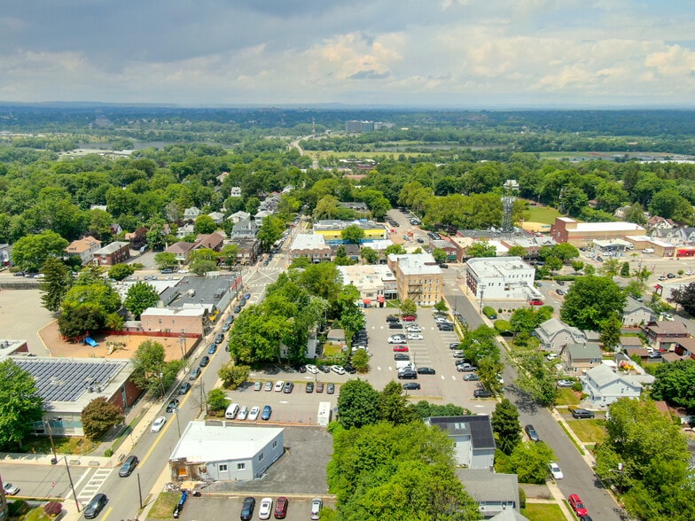 More Photos Of , Leonia General Retail For Sale