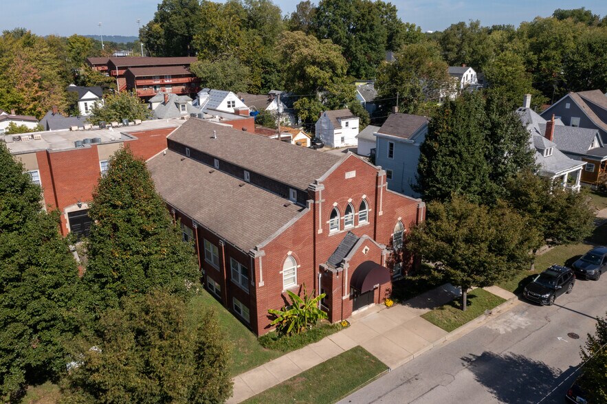 More Photos Of 1743 Culbertson Ave, New Albany Apartments For Sale