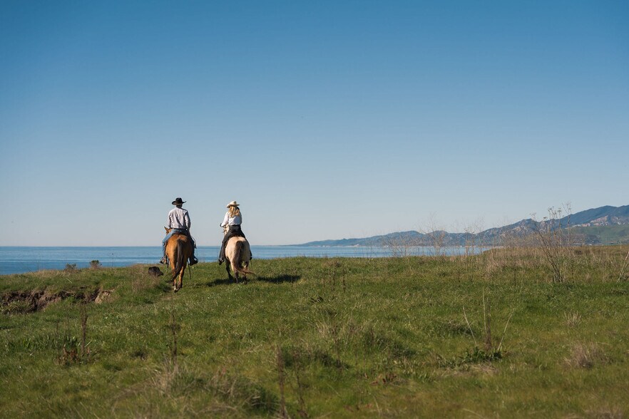 More Photos Of 1000 Calle Real, Goleta Land For Sale