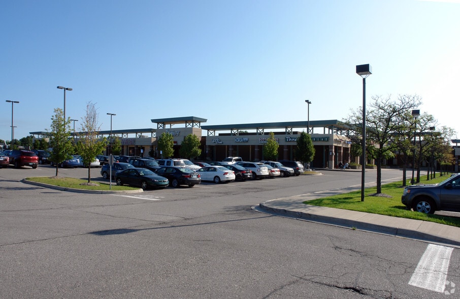 More Photos Of 6303-6433 Orchard Lake Rd, West Bloomfield Freestanding For Sale