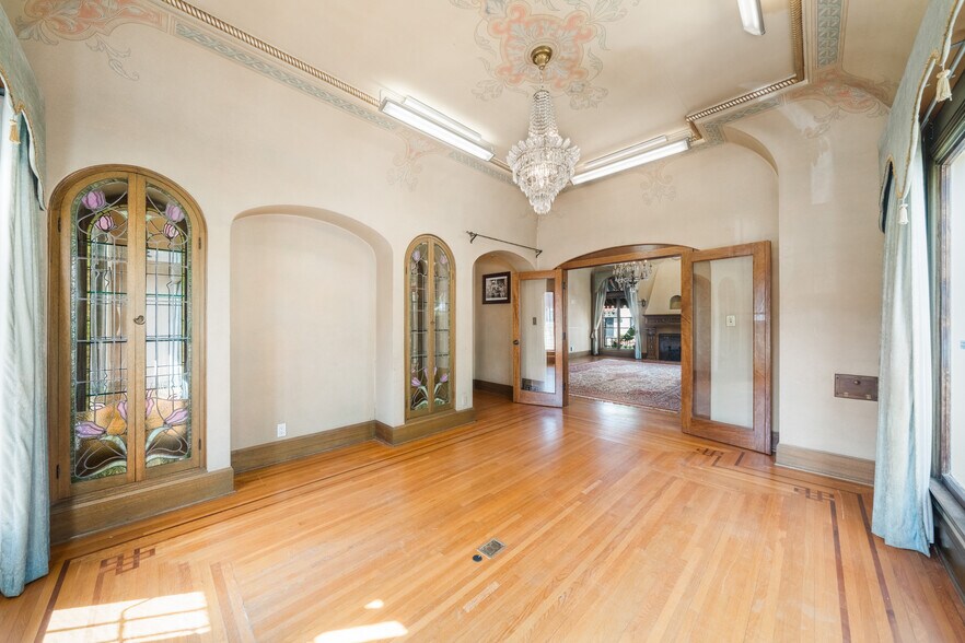 More Photos Of 702-704 E Chapman Ave, Orange Office For Lease