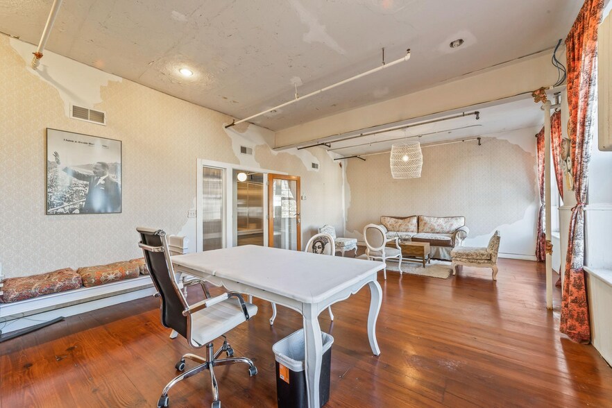 More Photos Of 1027 S Clinton Ave, Trenton Office For Sale