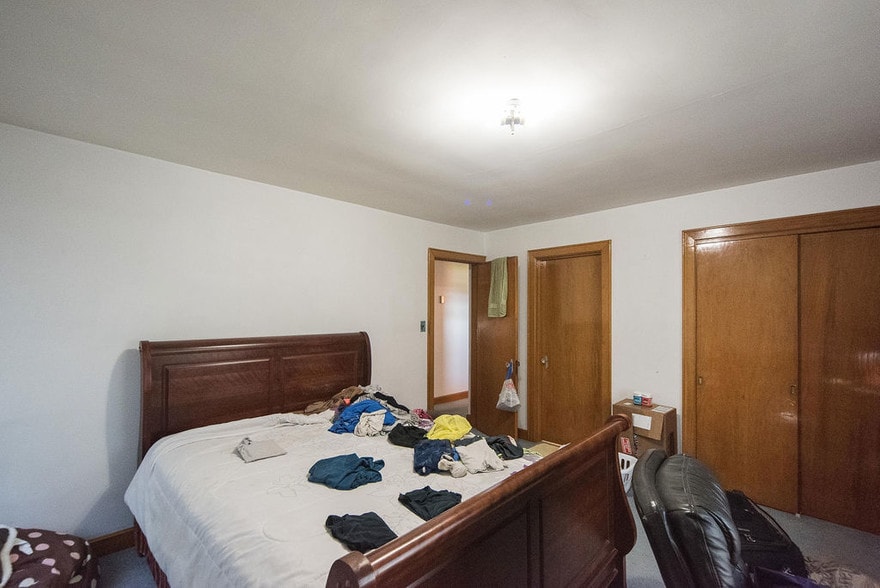 More Photos Of 225 Sturgis Rd, Marion Hotel For Sale