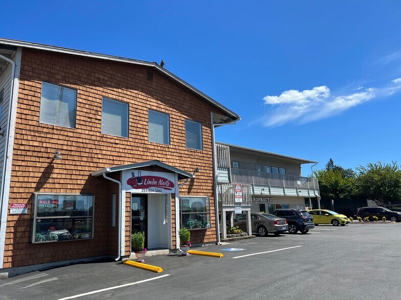 More Photos Of 1020 A St SE, Auburn Storefront Retail Office For Lease