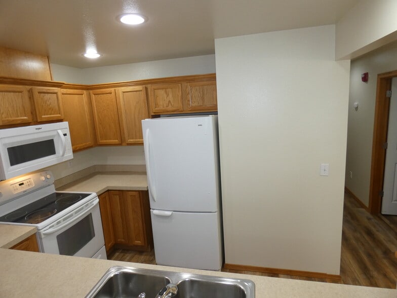More Photos Of 808 S Chase St, Port Angeles Apartments For Sale
