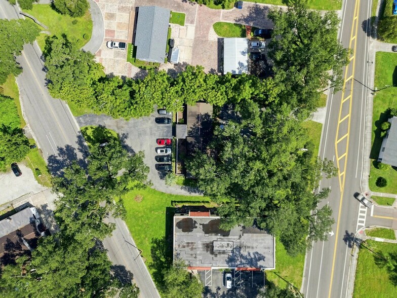 More Photos Of 223 Lithia Pinecrest Rd, Brandon Office For Sale