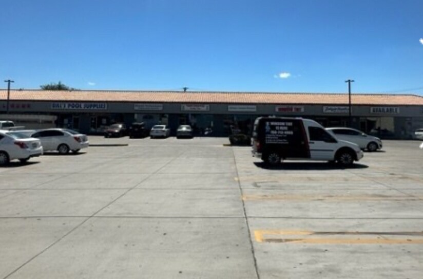 More Photos Of 12051-12055 Mariposa Rd, Hesperia Unknown For Lease