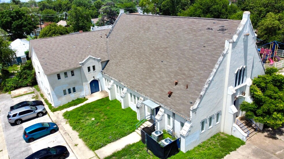 More Photos Of 507 E Mayfield Blvd, San Antonio Religious Facility For Sale