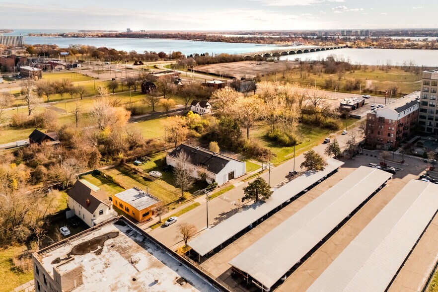 More Photos Of 520 Bellevue St, Detroit Religious Facility For Sale