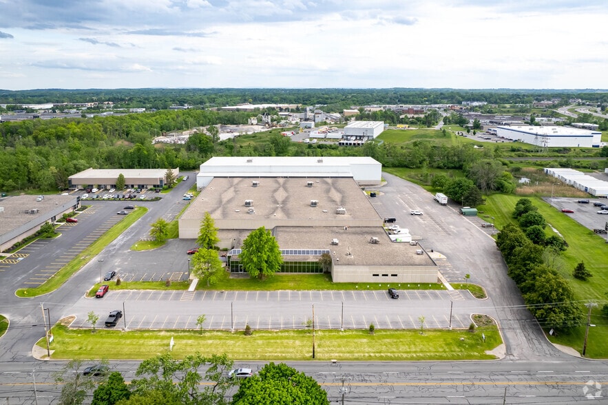 More Photos Of 2921 Brighton Henrietta Town L Rd, Rochester Warehouse For Lease