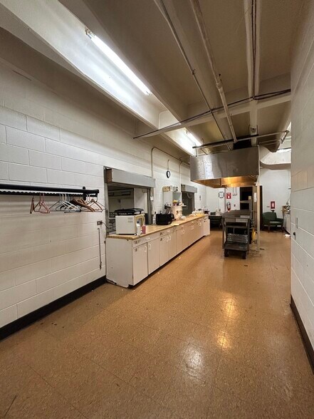 More Photos Of 4101 Saint Lawrence Ave, Matteson Schools For Sale