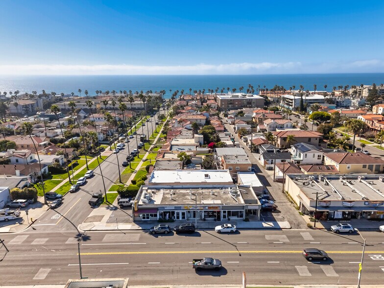 Primary Photo Of 1213-1223 S Pacific Coast Hwy, Redondo Beach Storefront For Sale