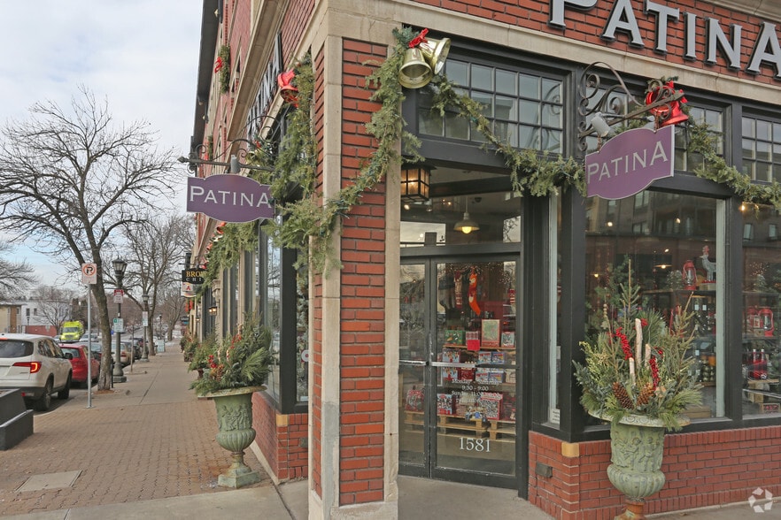 More Photos Of 1581-1593 Selby Ave, Saint Paul Storefront Retail Office For Lease