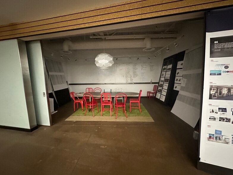 More Photos Of 7007 Discovery Blvd, Dublin Office For Sale