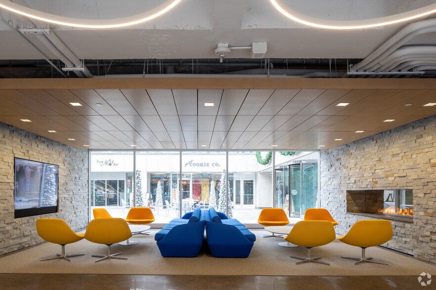 More Photos Of 370 17th St, Denver Office For Lease