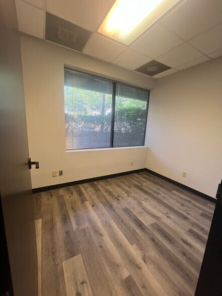 More Photos Of 2255 Cumberland Pky SE, Atlanta Coworking Space