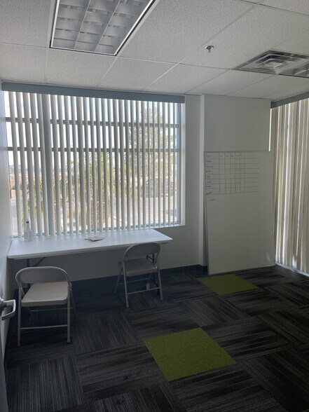 More Photos Of 3395 W Cheyenne Ave, North Las Vegas Light Manufacturing For Lease