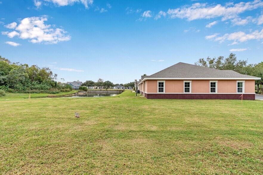 More Photos Of 1640 Lexington Green Ln, Sanford Medical For Lease