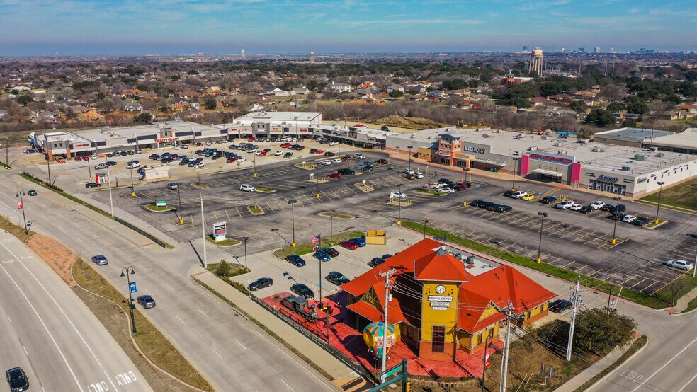 More Photos Of 5000 Main St, The Colony Unknown For Lease