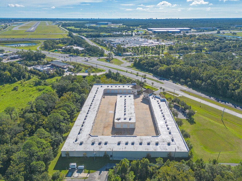 More Photos Of 3088 W International Speedway Blvd, Daytona Beach Self Storage For Sale
