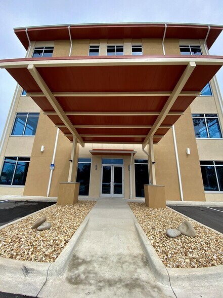 More Photos Of 1046 Mar Walt Dr, Fort Walton Beach Medical For Sale