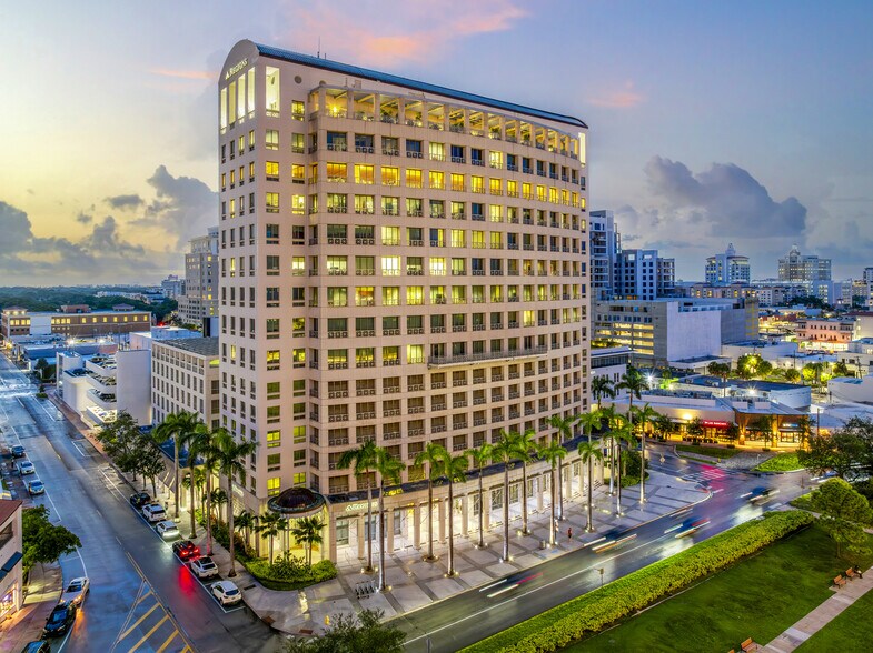 More Photos Of 2800 Ponce de Leon Blvd, Coral Gables Office For Lease